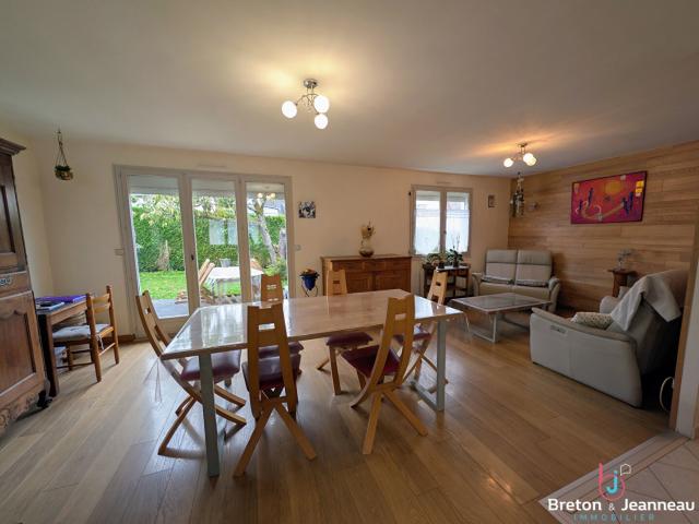 Maison vente à Le Bourny, Laval