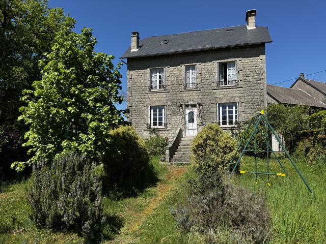Maison vente à Ussel, Chaumeil
