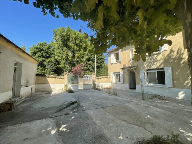 Maison vente à Carpentras, Camaret-sur-aigues