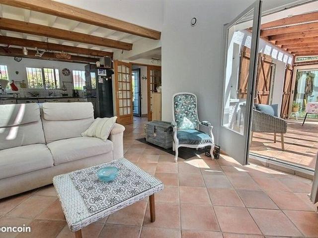Maison vente à Versailles, Trappes