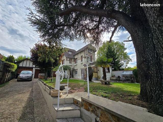 Maison vente à Sucy-en-Brie, Val-de-Marne