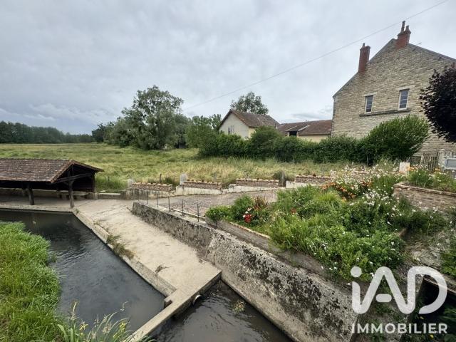 Maison vente à Nevers, Lucenay-lès-aix