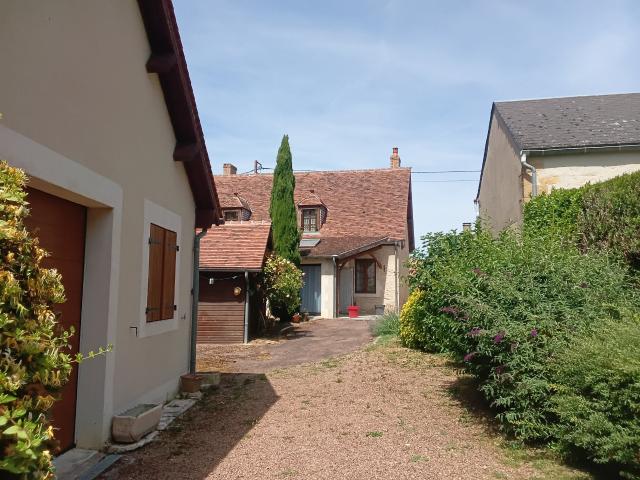 Maison vente à Saint-Amand-Montrond, Nérondes