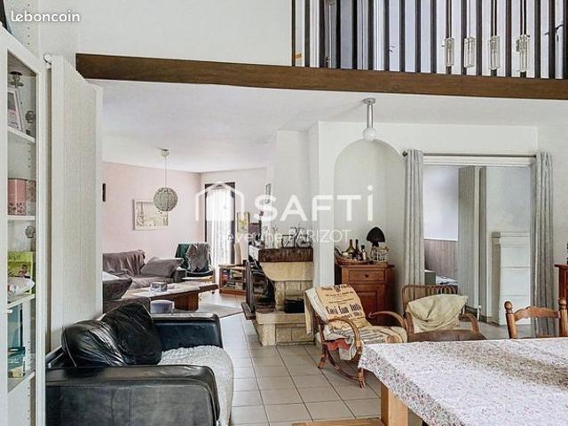 Maison vente à Champs-sur-marne, Martinique