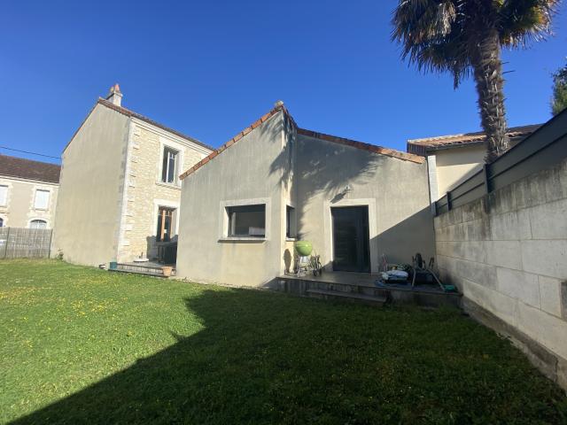 Maison vente à Angoulême, Aignes-et-puypéroux