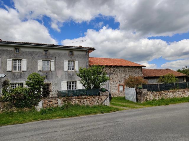 Maison vente à Rochechouart, Chéronnac