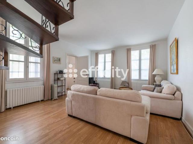 Maison vente à Boulogne-Billancourt, Ville-d'avray