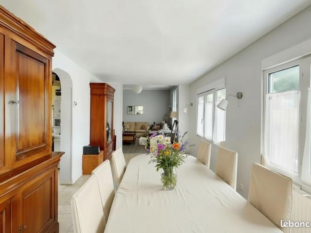 Maison vente à Saint-Germain-en-Laye, Le Pecq