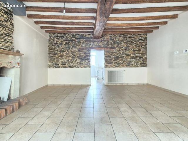 Maison vente à Segré, Candé