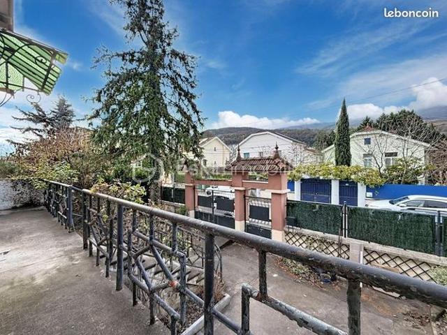 Maison vente à Grenoble, Fontaine