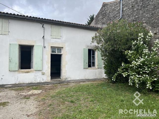 Maison vente à Saint-Jean-d'Angély, Loulay