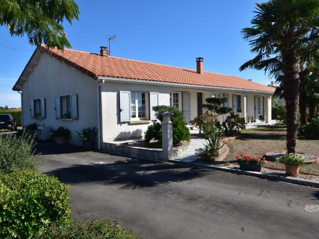 Maison vente à Nieuil, Charente