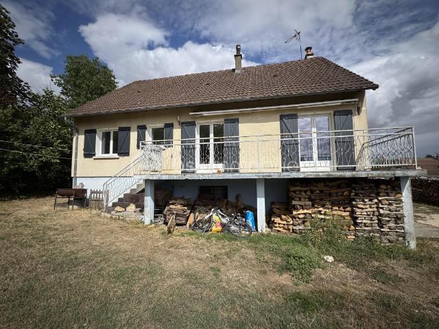 Maison vente à Bourges, Annoix