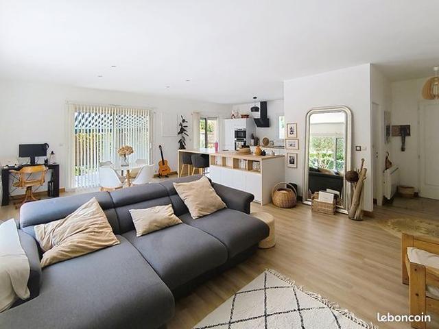 Maison vente à Bordeaux, Parempuyre