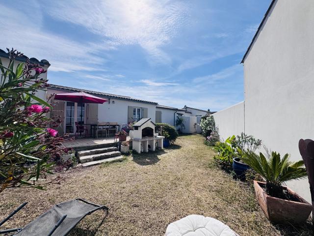 Maison vente à La Rochelle, Loix