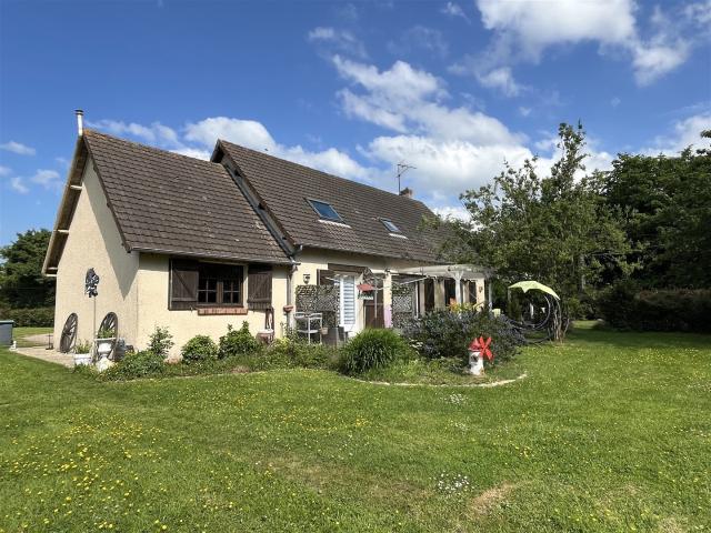 Maison vente à Lisieux, Normandie