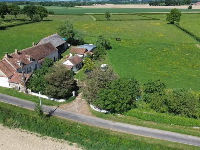 Maison vente à Montluçon, Saint-bonnet-tronçais