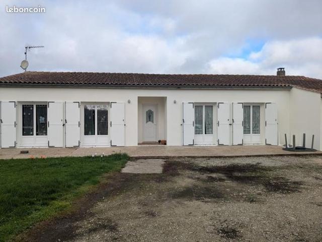 Maison vente à Les Essards, Charente
