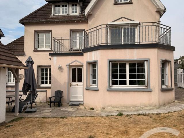 Maison vente à Rouen, Montville