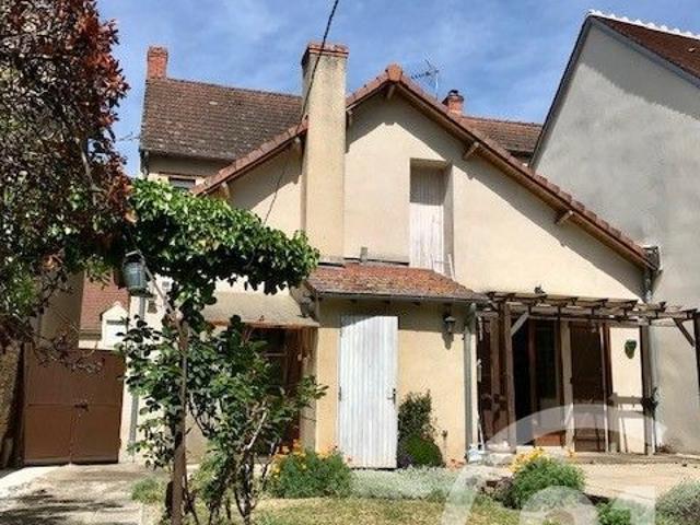 Maison vente à Saint-Amand-Montrond, Chalivoy-milon