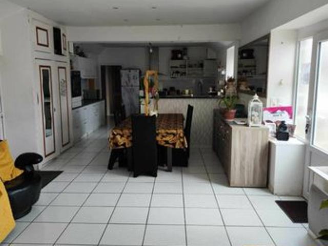 Maison vente à Guingamp, Bretagne