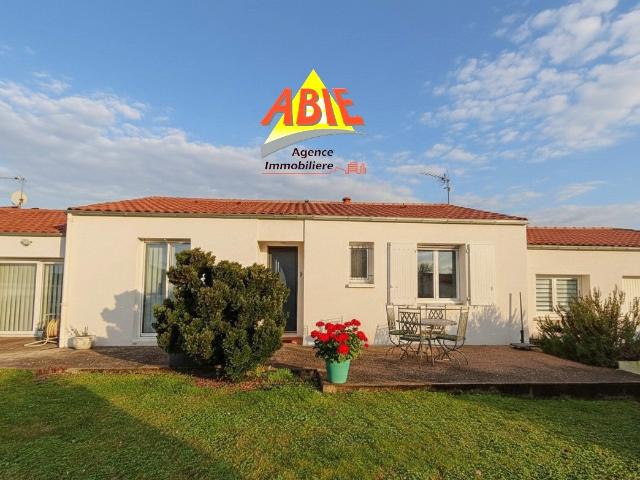 Maison vente à Niort, La Crèche