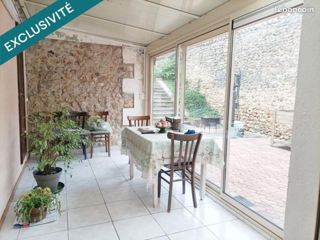 Maison vente à Montmorillon, Lhommaizé