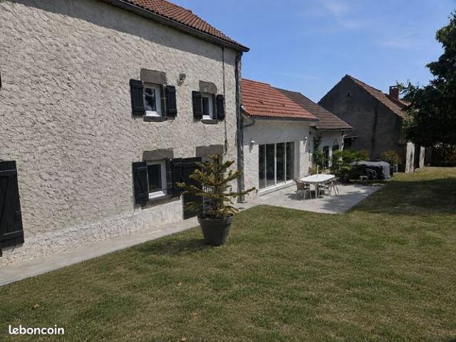 Maison vente à Riom, Charbonnières-les-vieilles