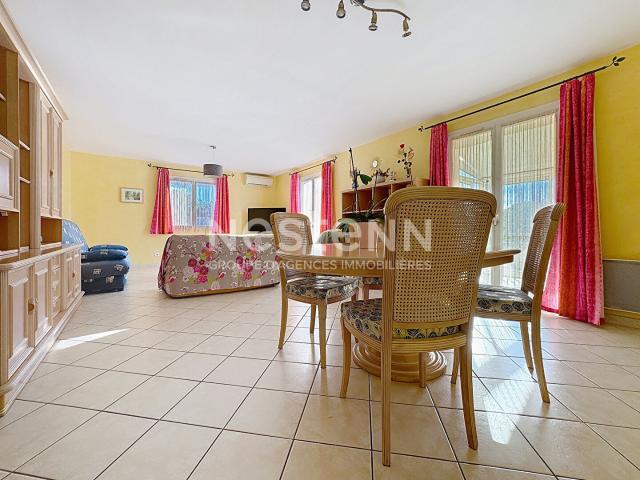 Maison vente à Narbonne, Névian