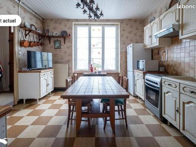 Maison vente à Villeneuve-la-Comtesse, Charente-Maritime