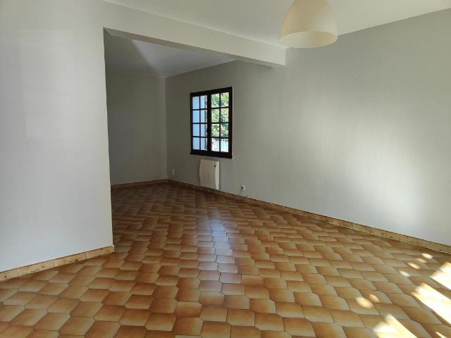 Maison location à Nîmes, Manduel