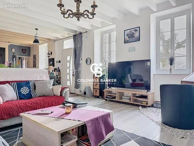 Maison vente à Saintes, Montpellier-de-médillan