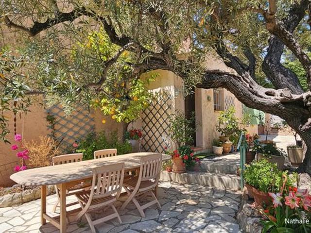 Maison vente à Arrondissement de Toulon, Toulon