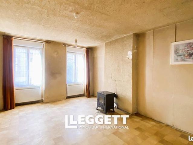 Maison vente à Saint-Amand-Montrond, Saulzais-le-potier