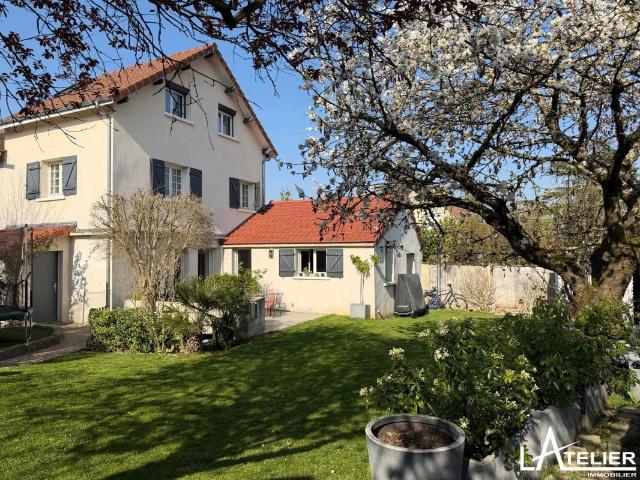 Maison vente à Saint-Germain-en-Laye, Saint-germain-en-laye