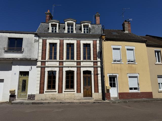 Maison vente à Clamecy, Corbigny