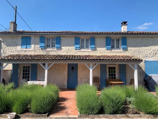 Maison vente à Pons, Les Aires