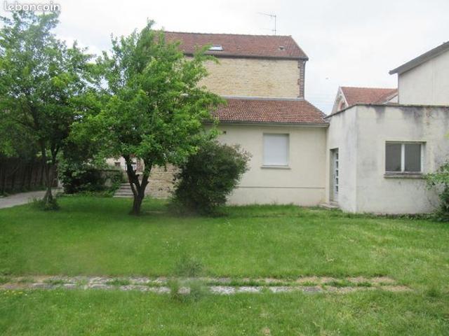 Maison vente à Troyes, Sainte-savine