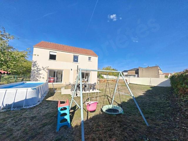 Maison vente à Méréville, Le Mérévillois