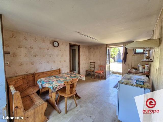 Maison vente à Avallon, Santigny