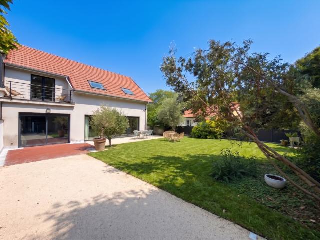 Maison vente à Saint-Germain-en-Laye, Le Port-marly