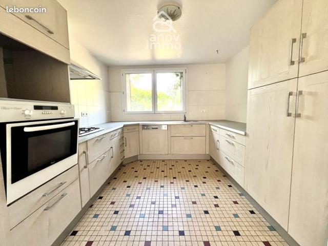 Maison vente à Poitiers, Neuville-de-poitou