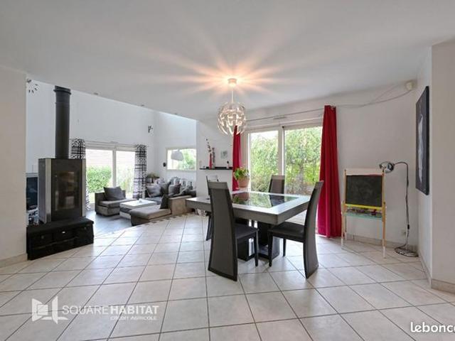 Maison vente à Saint-Geoire-en-Valdaine, Isère