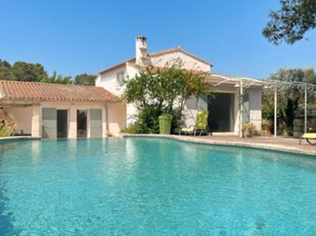 Maison vente à Arles, Orgon