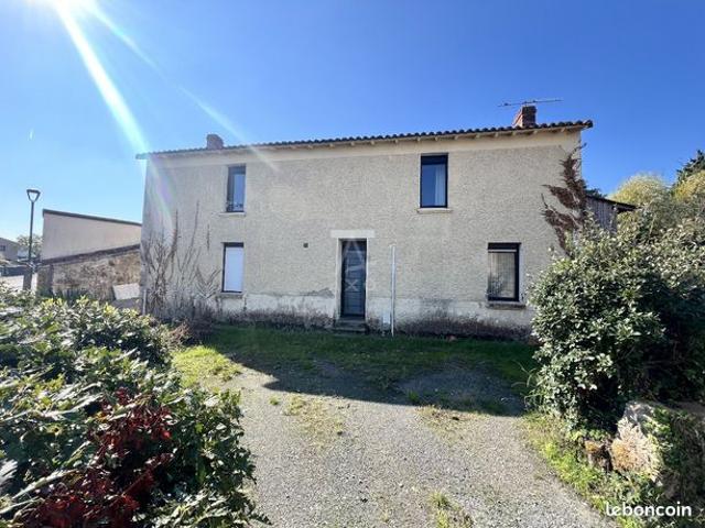 Maison vente à La Roche-sur-Yon, La Bernardière