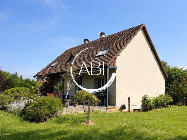 Maison vente à Alençon, Joué-du-bois