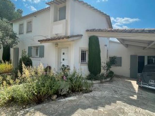 Maison vente à Arles, Orgon