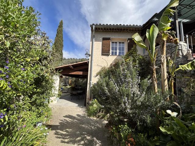 Maison vente à Nice, Contes