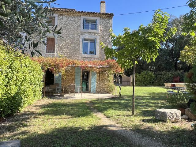 Maison vente à Carpentras, Venasque