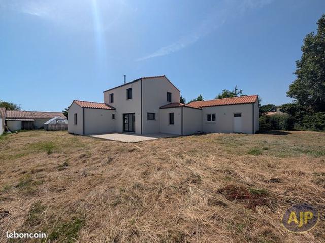 Maison vente à La Roche-sur-Yon, La Boissière-de-montaigu